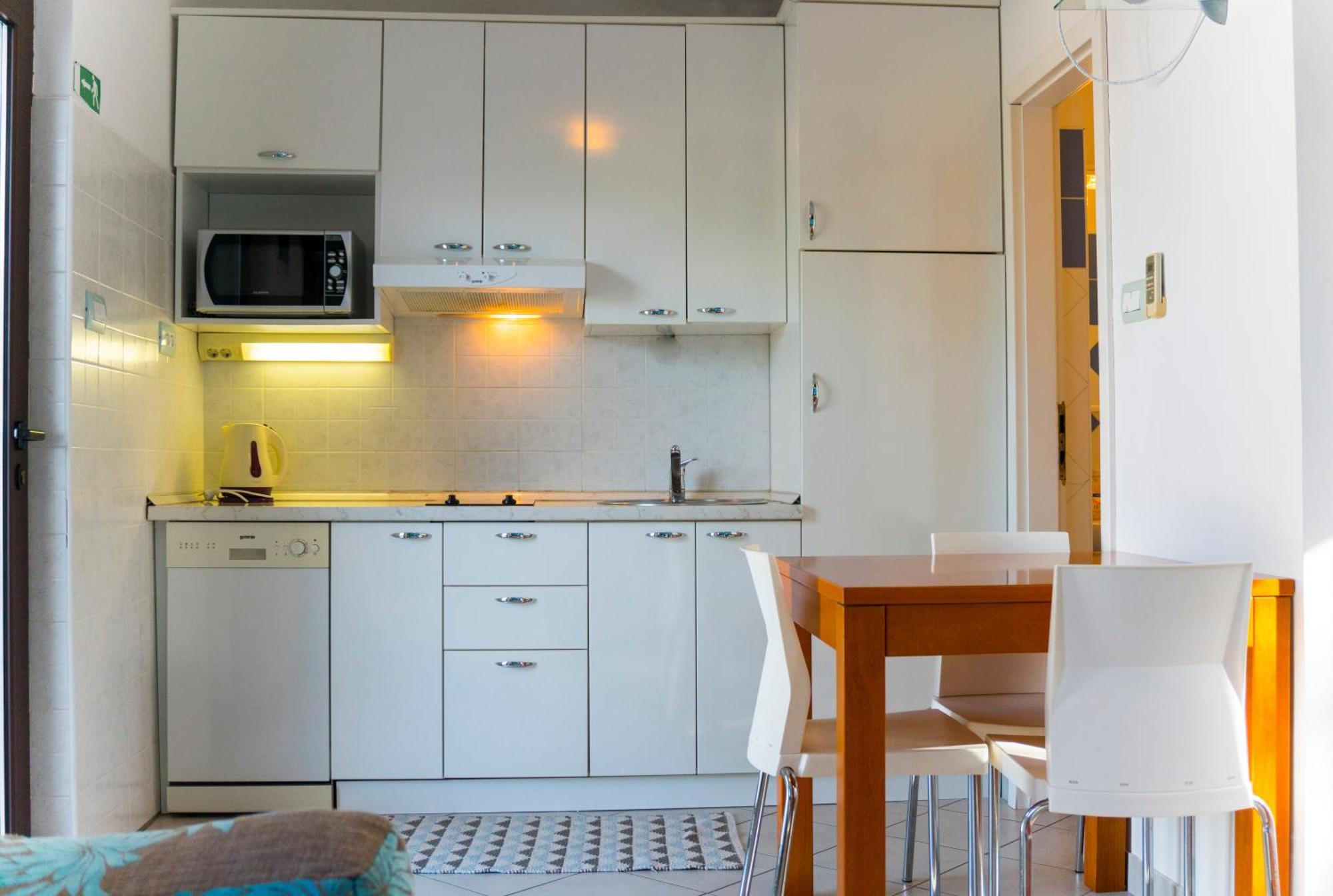 The Sea House Apartments Vis Ruang foto