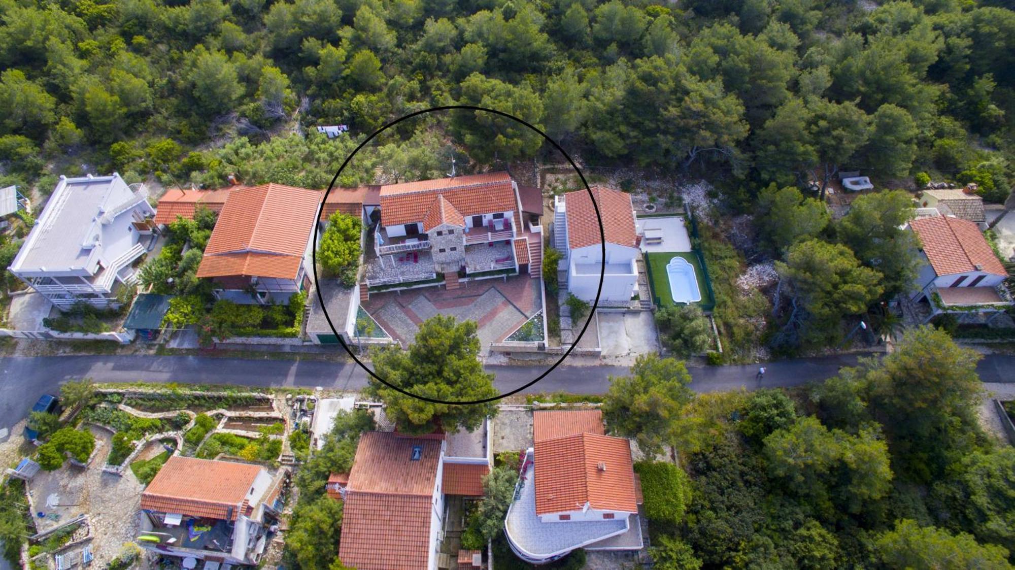 The Sea House Apartments Vis Bagian luar foto