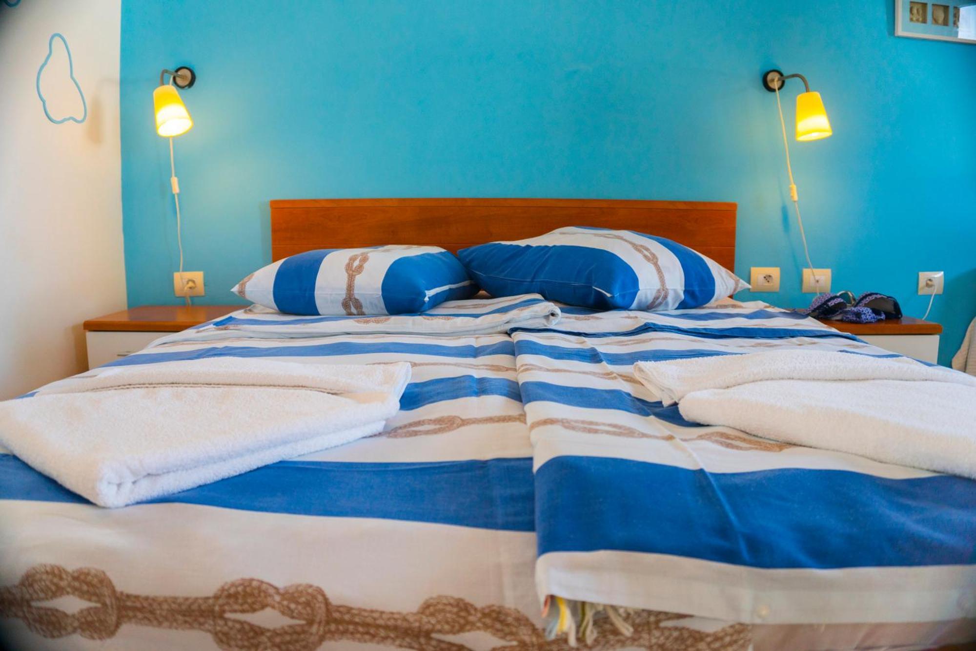 The Sea House Apartments Vis Ruang foto